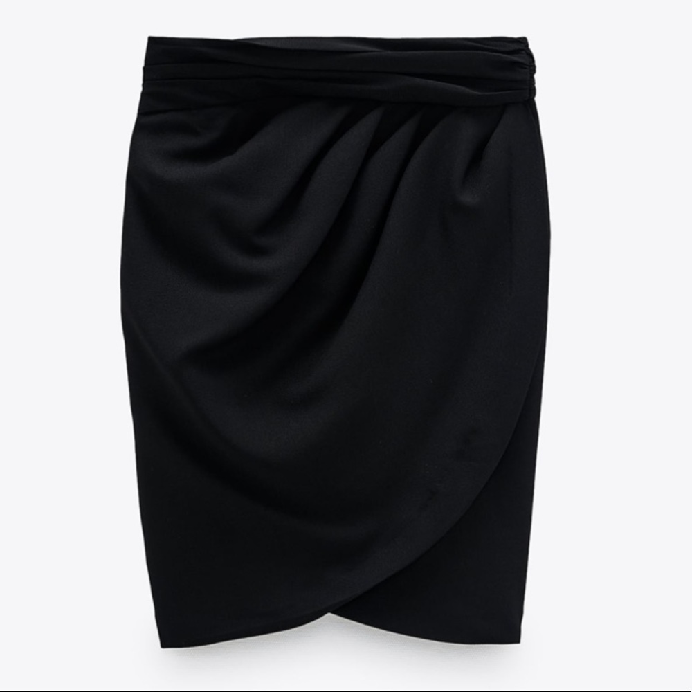 NWT ZARA High Waisted Draped Mini Skirt Black M